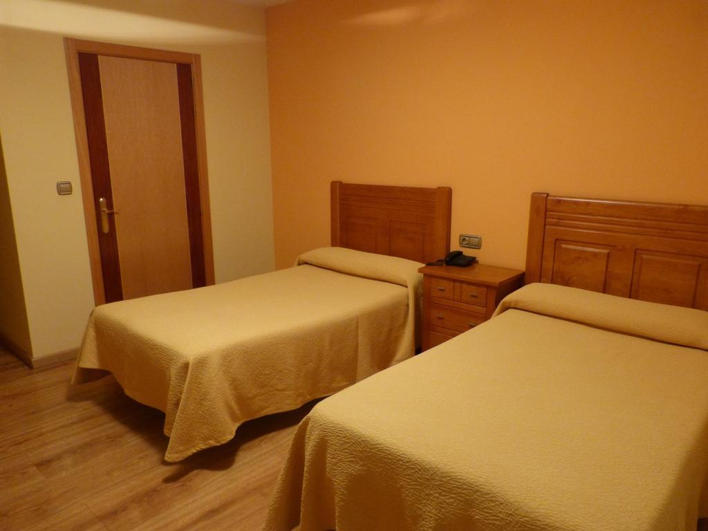 Hotel El Ancla Ponferrada Zimmer foto